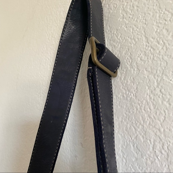 Caterina Lucchi genuine leather blue tone cross body/ shoulder bag - Picture 7 of 15